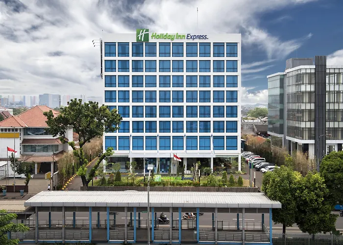Holiday Inn Express Jakarta Menteng By Ihg