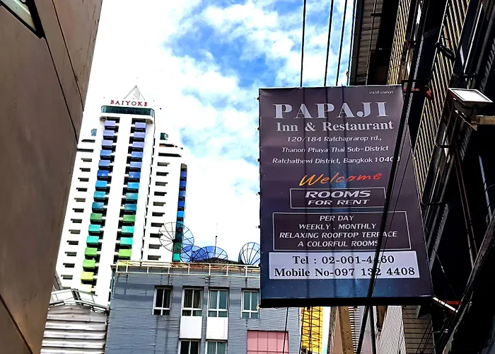 Papa Ji Hotel And Restaurant Bangkok