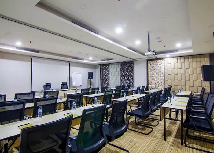 Jambuluwuk Thamrin Hotel