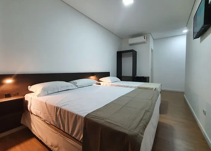 Hotéis centrais de São José dos Pinhais 