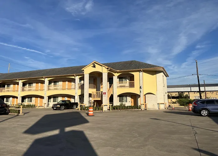 Scott Inn & Suites - Downtown Houston