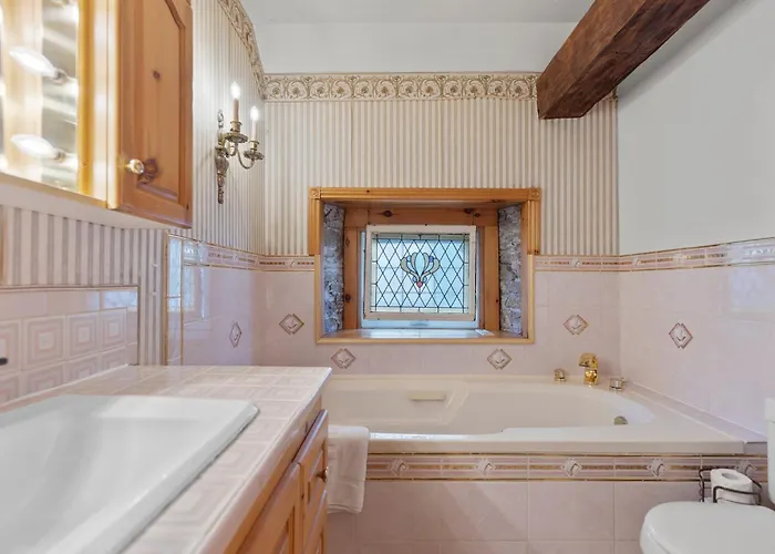 Noble Suites Brockville