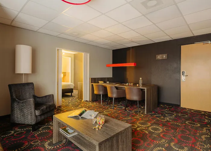 Crown Hotel Eindhoven Centre