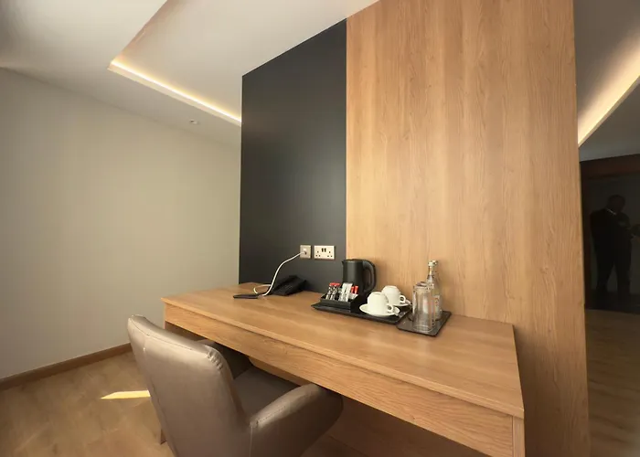 Urbanwoods Hotel Suites By Icon