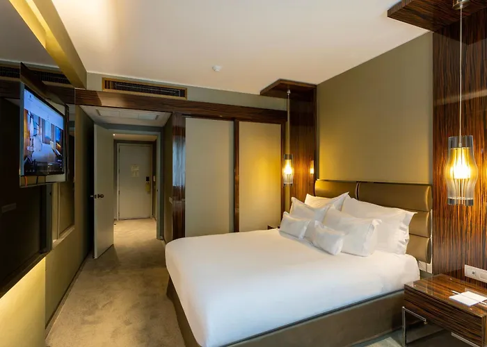 Altis Grand Hotel