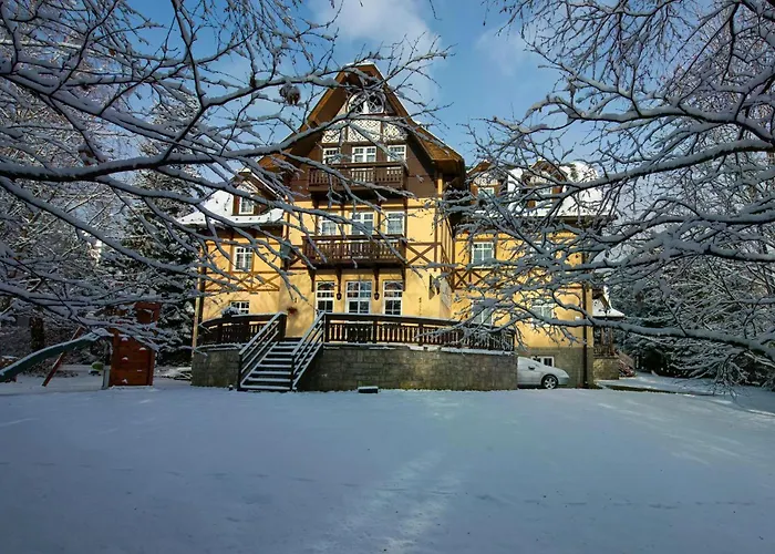 Greenwood Hotel