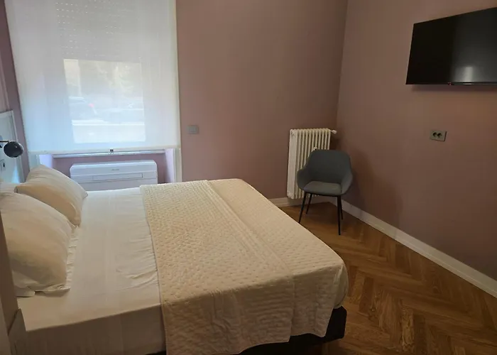 Pepe'S Place - Guest House Manzoni Roma