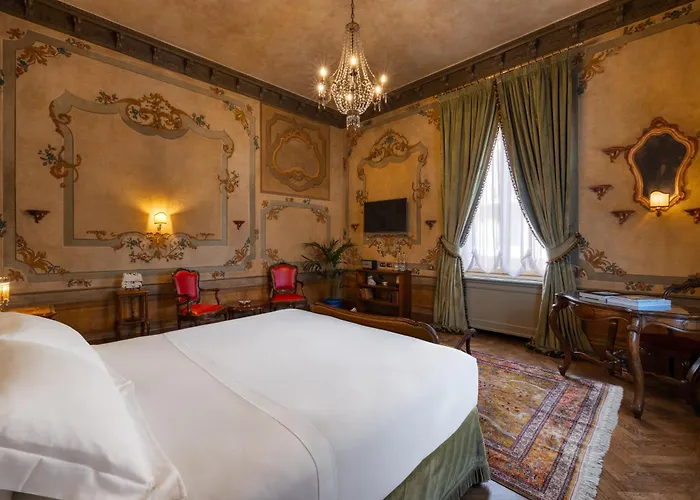 Hotel Locarno