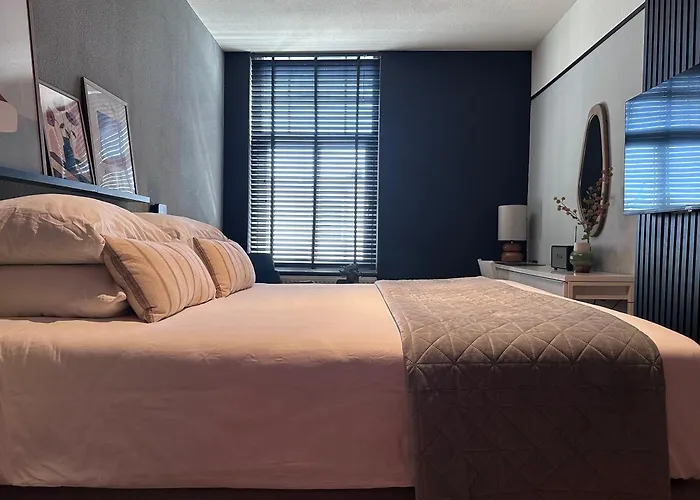 Hotel Chic Room