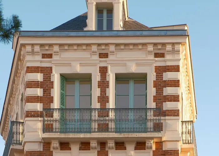 The Originals city, Hôtel Harys