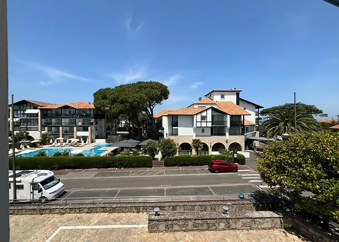 Hotel & Residence Vacances Bleues Orhoitza