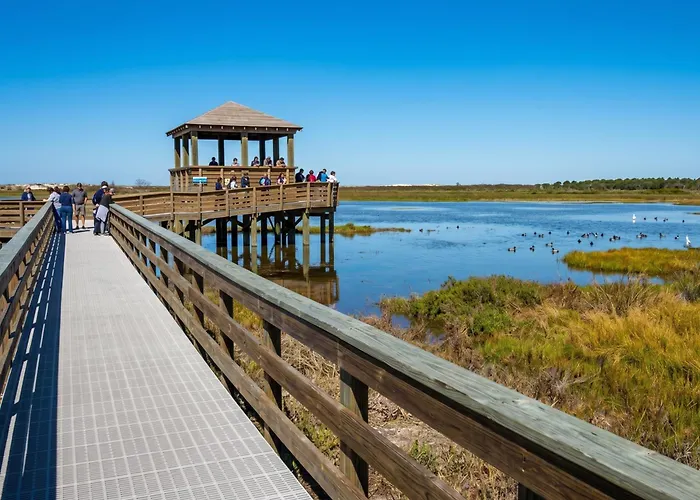 The Island Hotel Near Beach Port Aransas