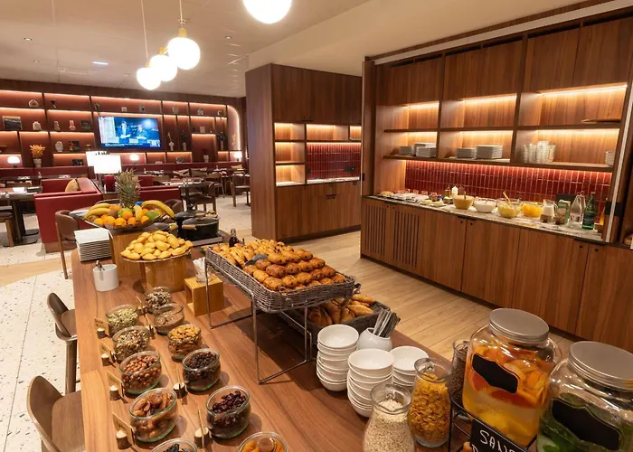 Novotel Nantes Centre Bord De Loire