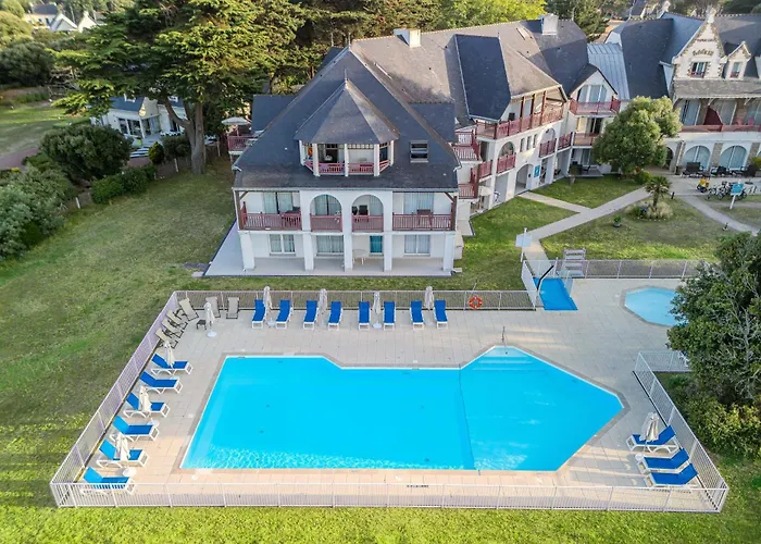 Résidence Pierre&Vacances Premium Le Domaine de Cramphore