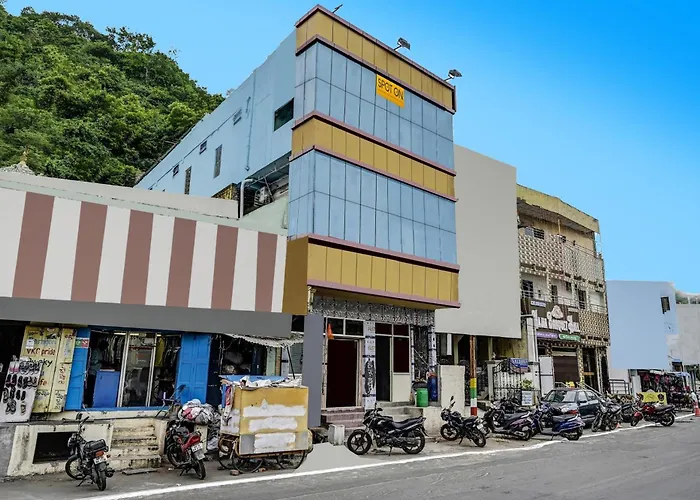 Spot On Svr Grand Hotel Vijayawada