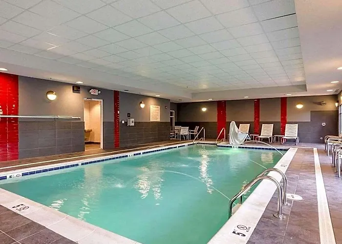 Comfort Suites Williamsburg Historic Area