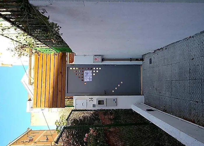 Hostel The Patios Of Santander