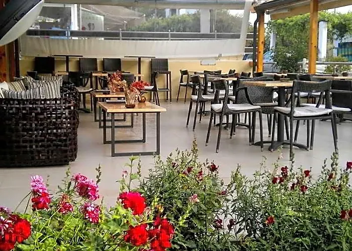 Nicolas Hotel