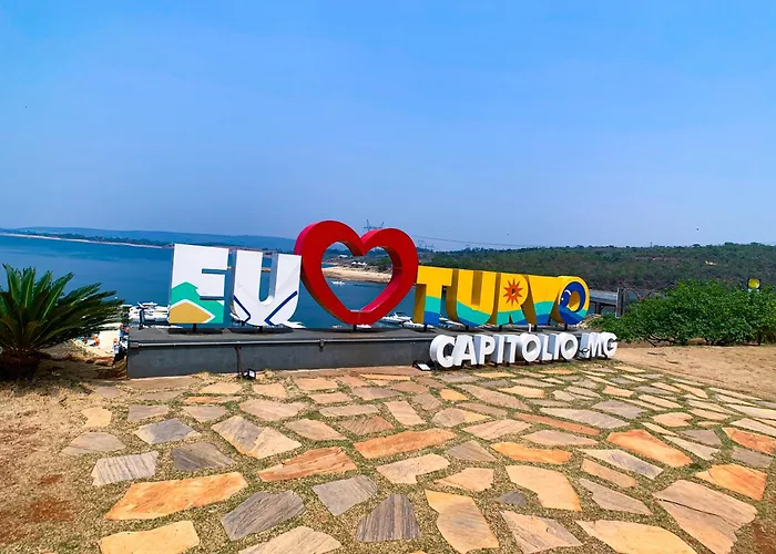 Pousada com vista para lago e com passeios de lancha em frente a Pousada em Capitólio, perto dos principais atrativos turístico, Pousada Vista do Turvo, Mandala