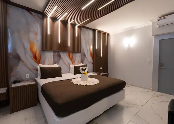 New Elegance Hotel