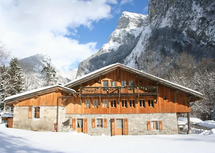 Chalet-Hôtel Neige et Roc, The Originals Relais (Hotel-Chalet de Tradition)
