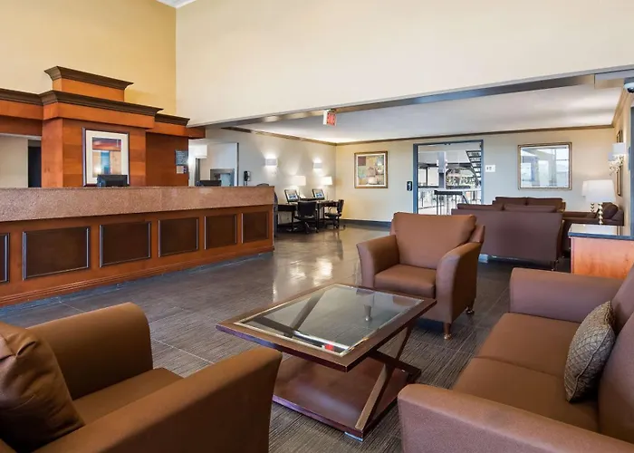 Best Western Laval-Montreal&Conference Centre