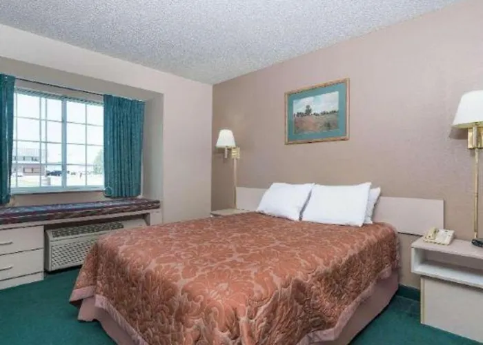 Super 8 By Wyndham Fargo Airport