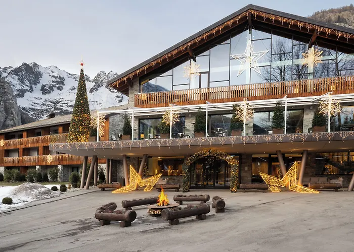 Grand Hotel Courmayeur Mont Blanc, By R Collection Hotels