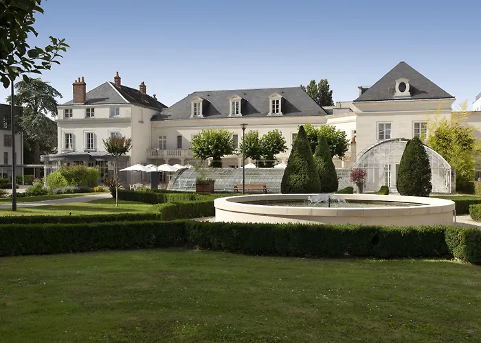 Château Belmont Tours by The Crest Collection