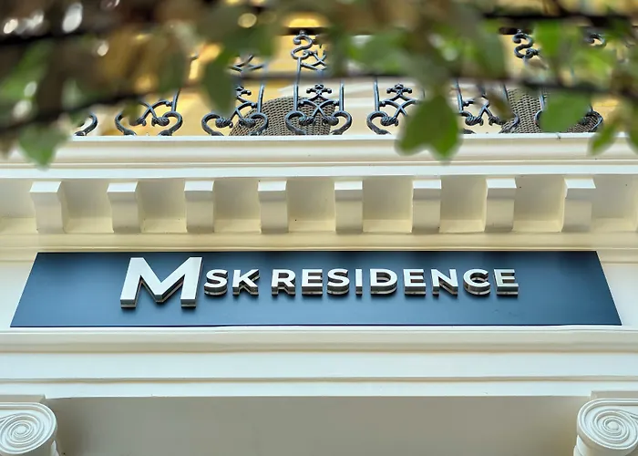 Msk The Whiteley Londres