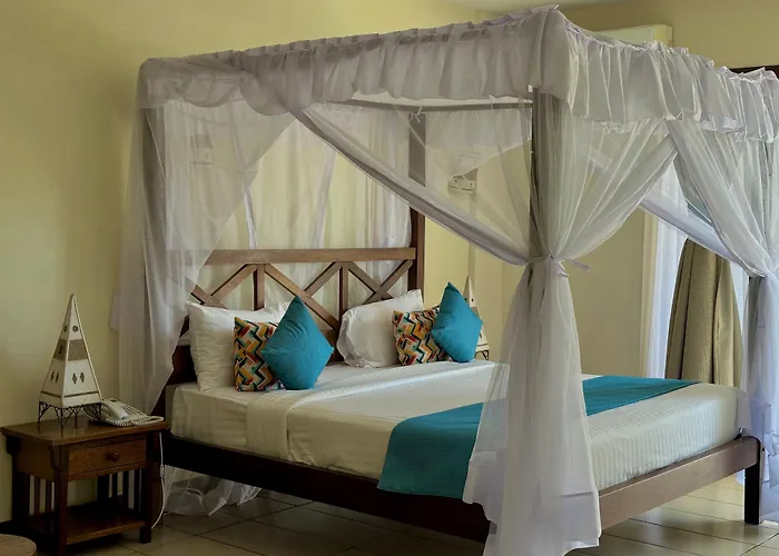 Cityblue Creekside Hotel & Suites