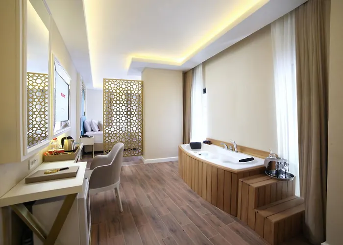 Great Fortune Design Hotel & Spa
