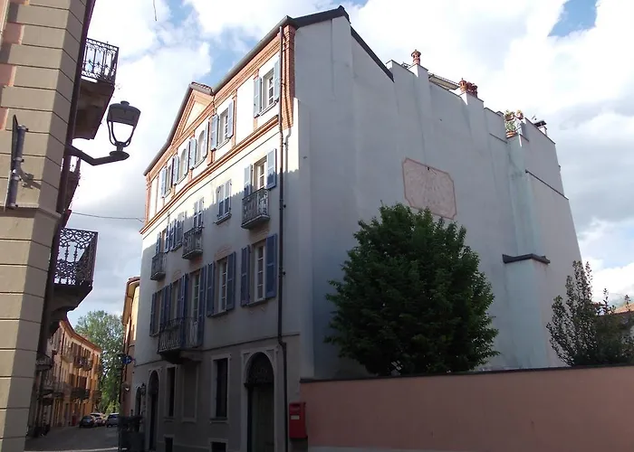 Bed and Breakfast Palazzo Finati Alba 