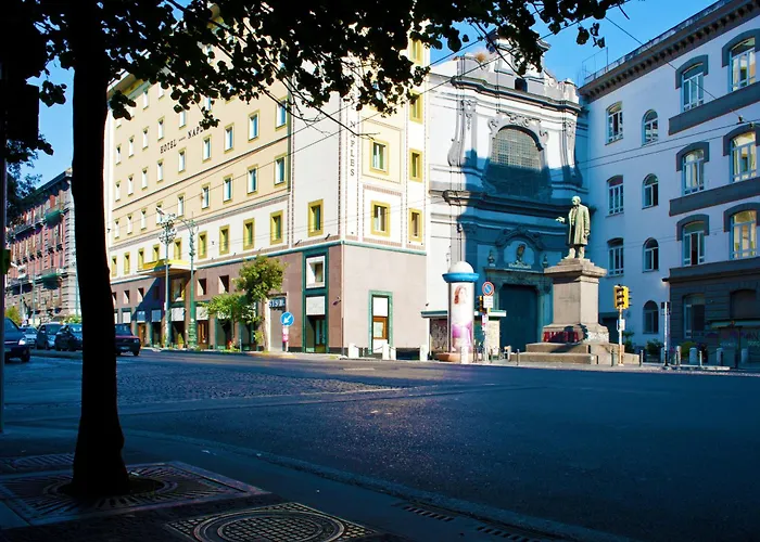 Hotel Naples