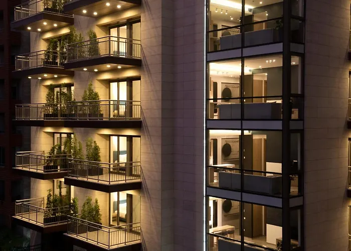 Zur Studios And Suites